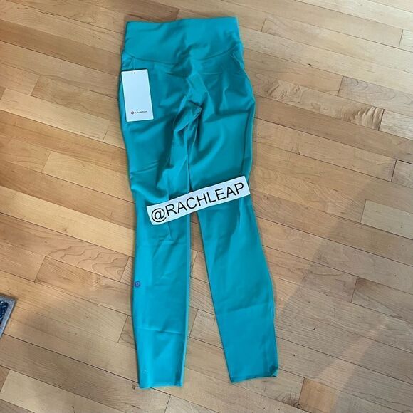 NWT RARE Lululemon Base Pace HR Tight 25" *SeaWheeze - Picture 3 of 5